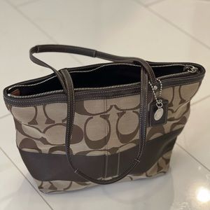 Coach logo bag. Like new